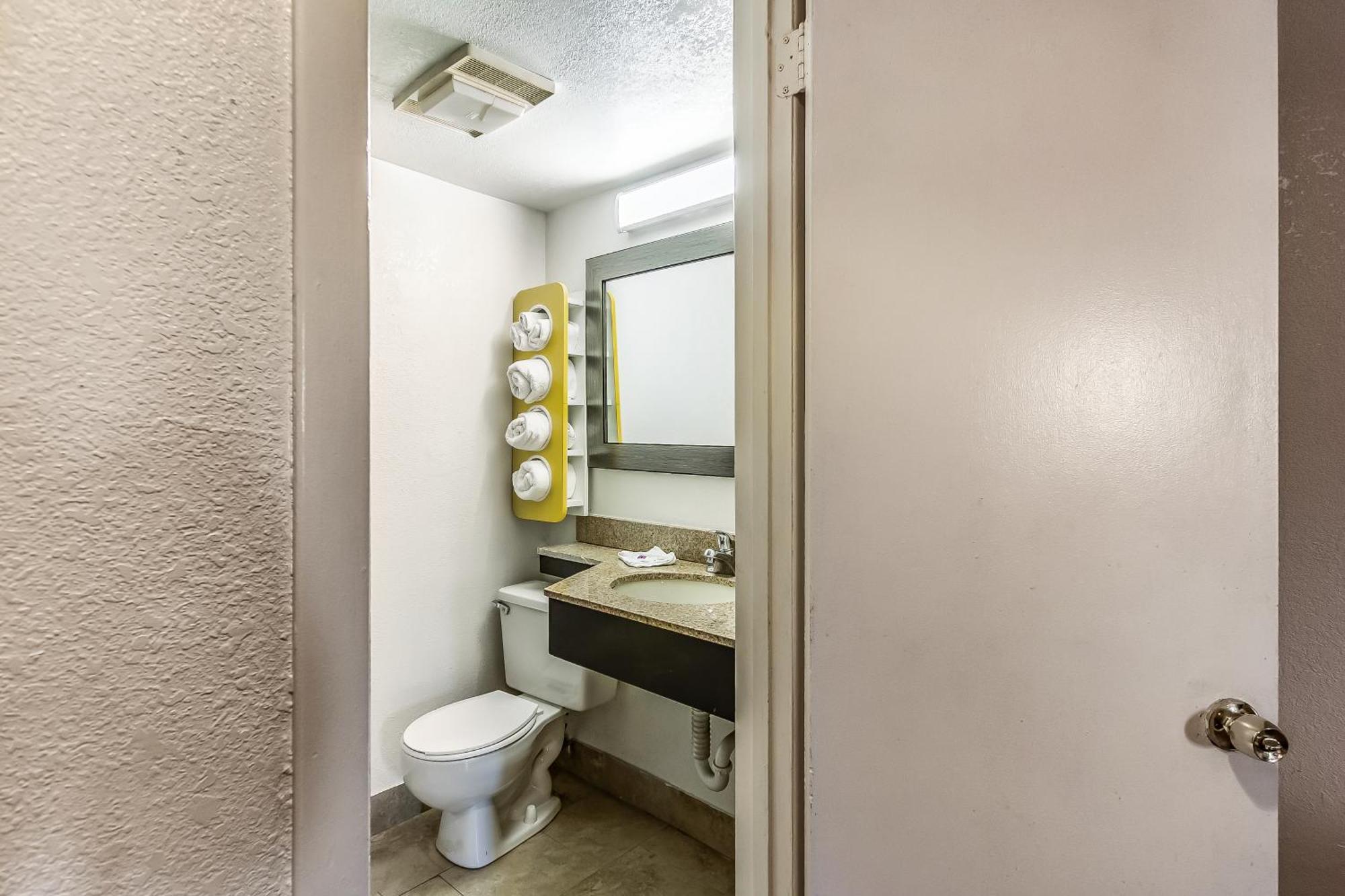 Motel 6 Elizabeth Nj Newark Liberty Intl Airport Εξωτερικό φωτογραφία